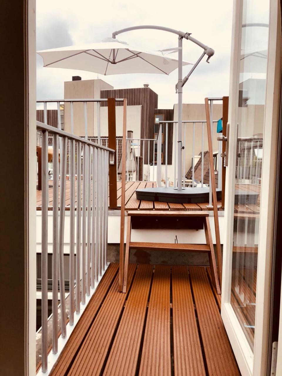 A'Dam Rooftop Lux Bed & Breakfast อัมสเตอร์ดัม ภายนอก รูปภาพ